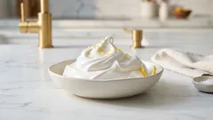 Νηστίσιμη μαρέγκα από ρεβύθια (aquafaba): αφράτη και σταθερή, χωρίς ασπράδια