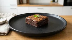 Υγιεινά brownies με κολοκυθάκι: ζουμερά, σοκολατένια και χωρίς μίξερ